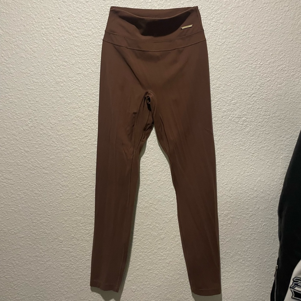 Whitney Simmons GymShark brown leggings